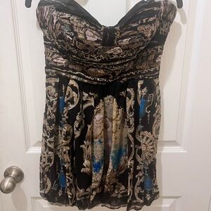 BEBE mini flare dress. Sweetheart neck Size Medium.